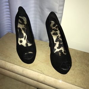 Pre Loved Jessica Simpson Platform Heel